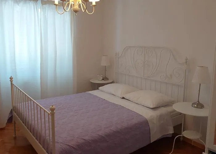 Apartment Sky Delux With Parking Makarska